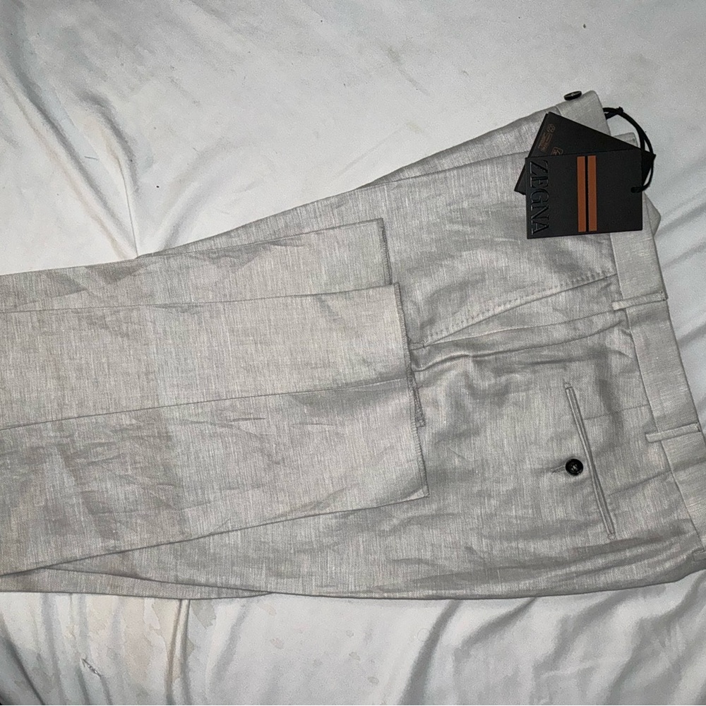 Zegna Men's pants size 40 inseam 35 unhemmed. Wool/linen blend.